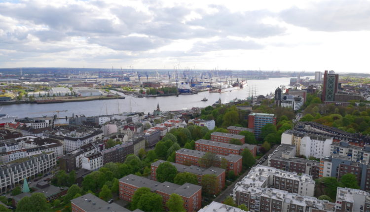 Ausblick vom Michels Turm über Hamburg