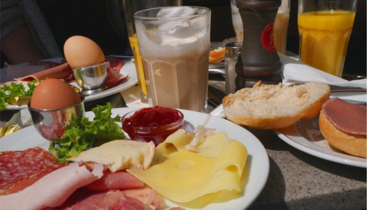 Frühstücken in St. Georg