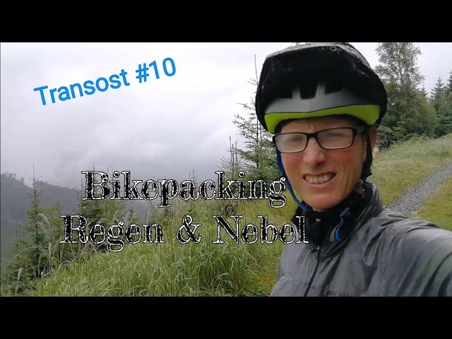 Bikepacking im Nebel und Regen auf der Transost
